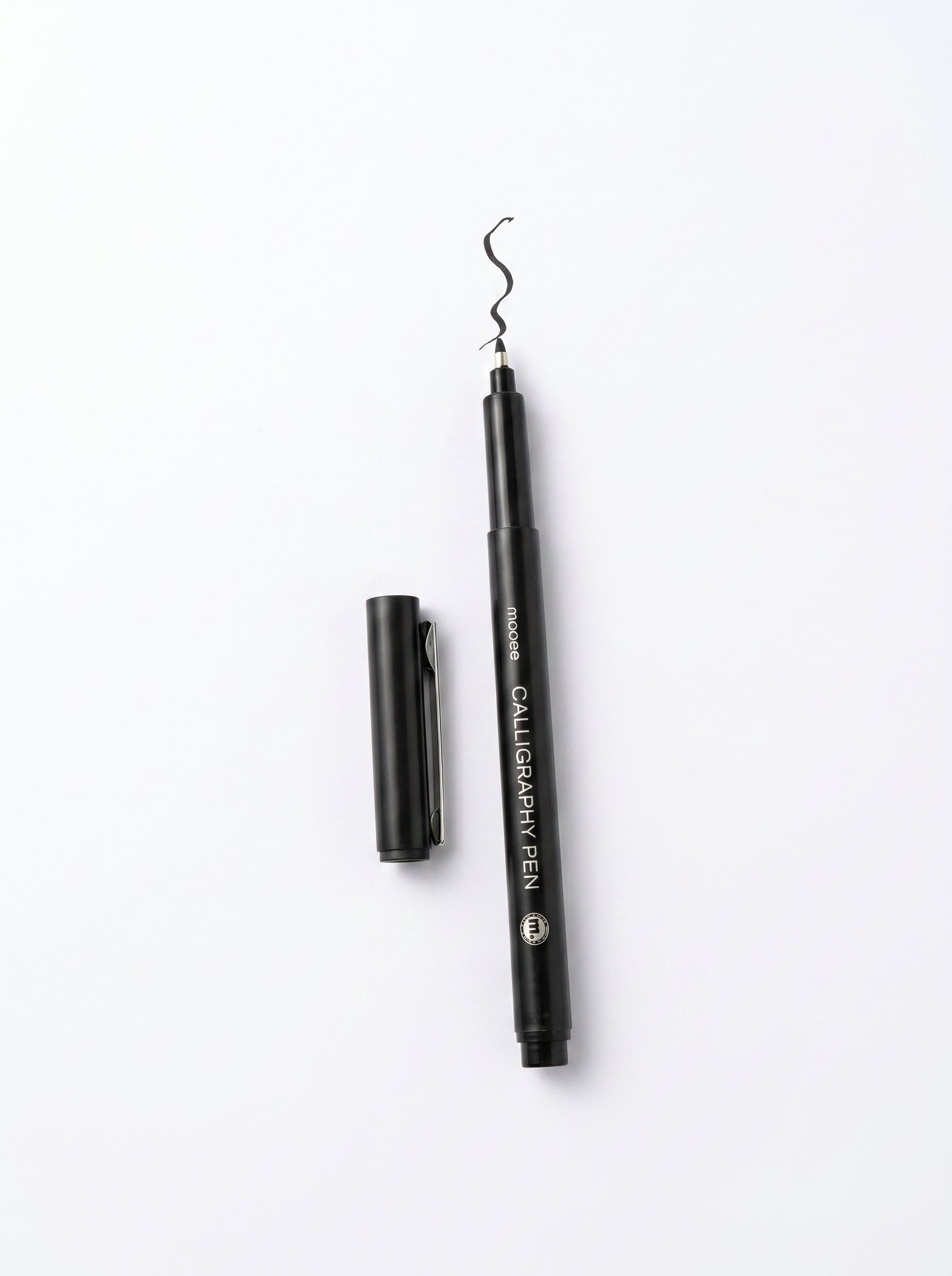 Stylo de calligraphie  Mobee – Pour une écriture artistique parfaite
