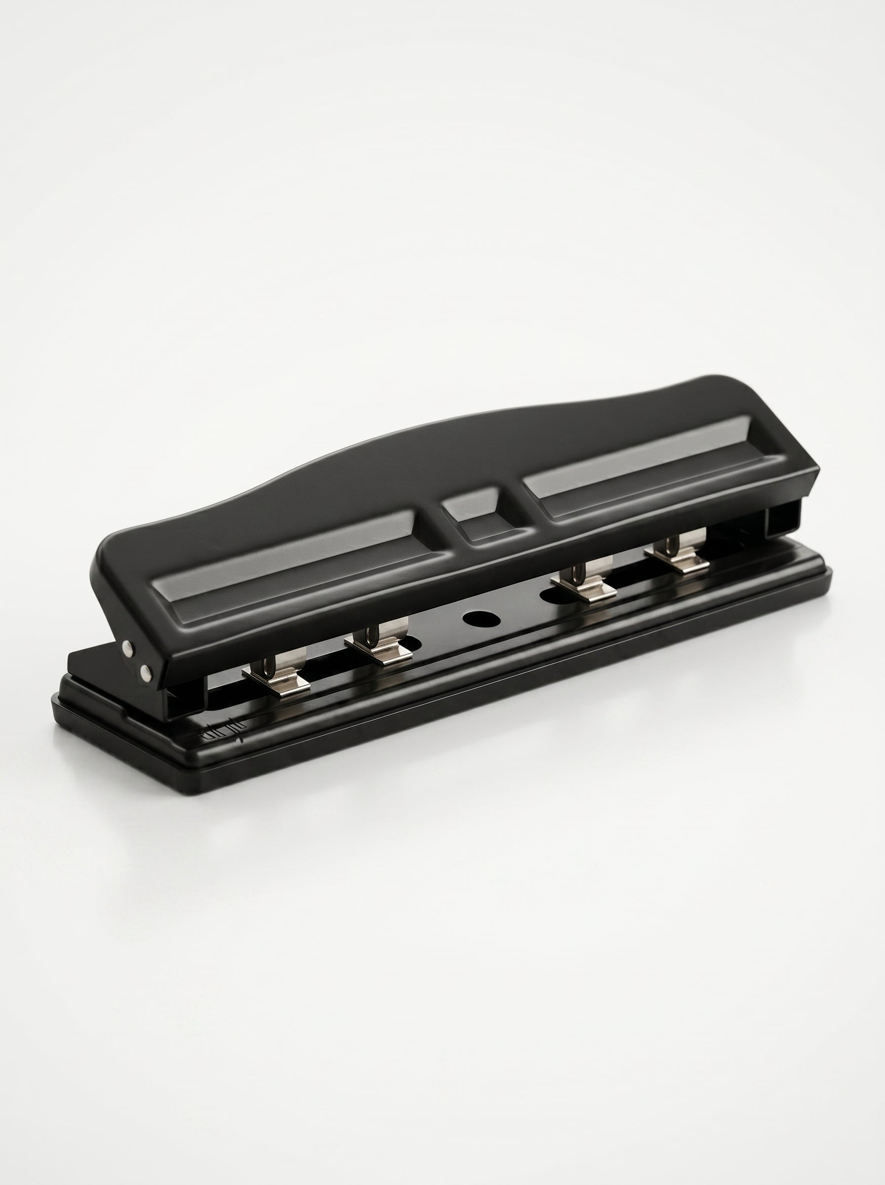 Perforateur Métal 4 Trous DL | Perforeuse de Bureau Haute Résistance Image principale du produit
