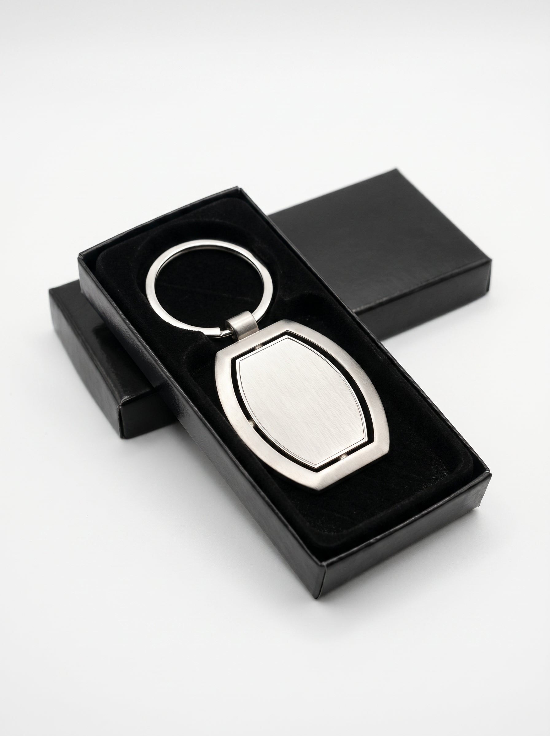 Porte clé métallique avec boite Luxe - Finition Argentée Image principale du produit