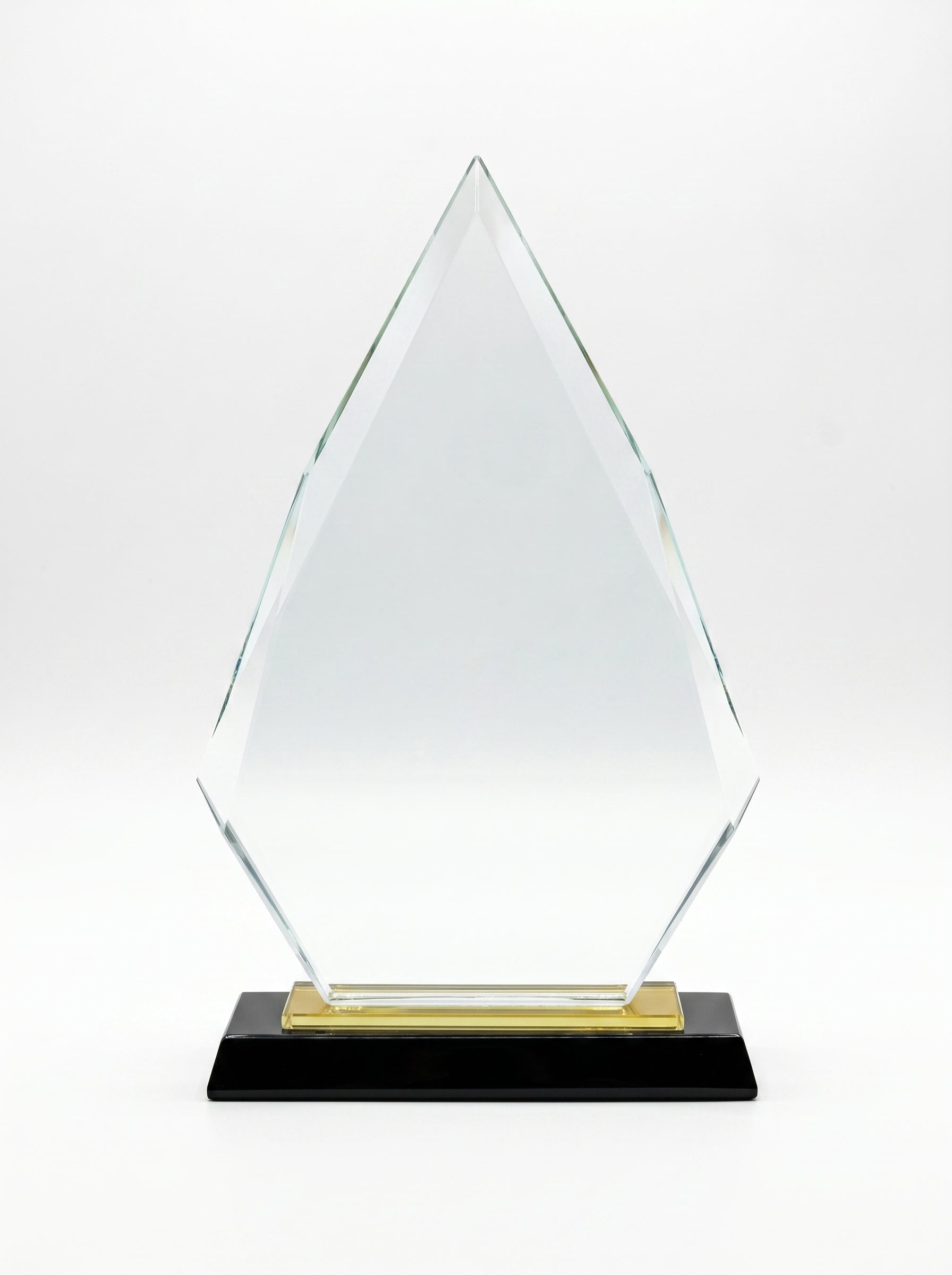 Trophée verre avec boîte de présentation pour récompense d'entreprise.