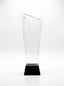Trophée en verre personnalisé avec étoiles gravées sur socle noir, idéal pour une récompense collaborateur.