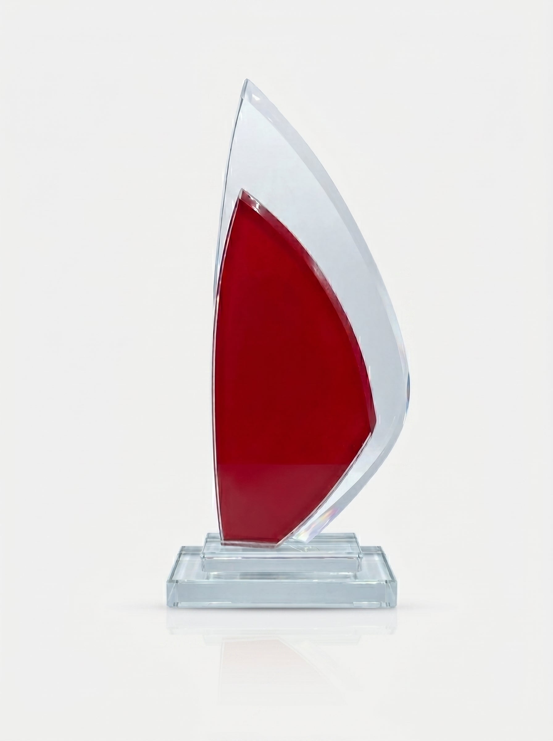 Trophée verre avec boîte et étoile bleue pour récompense entreprise gravée.