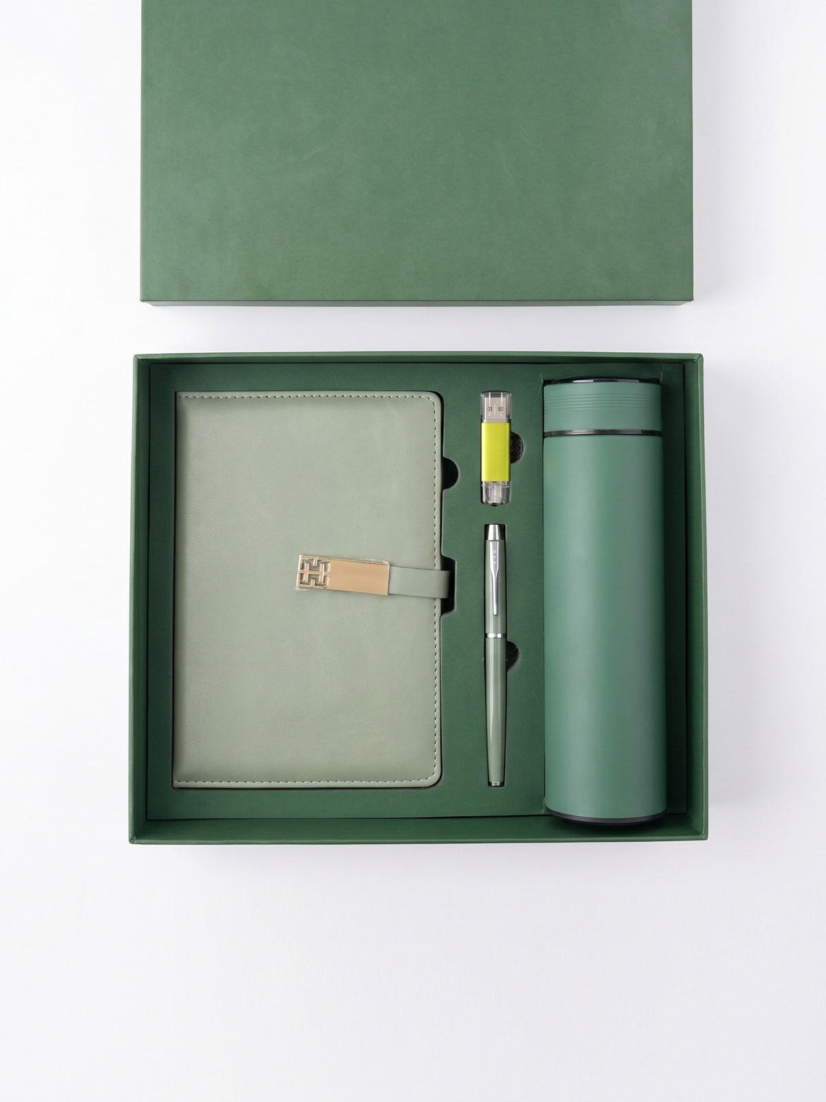 Coffret 4 Pièces : Notebook A5, Stylo, Clé USB & Bouteille Isothreme