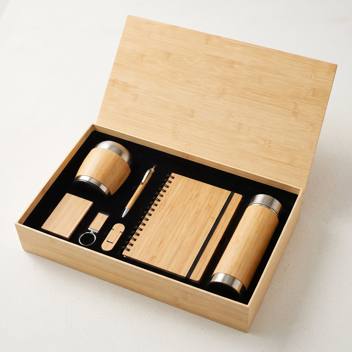 Coffret Cadeau Écologique 7-en-1 Bambou Personnalisable Image principale du produit