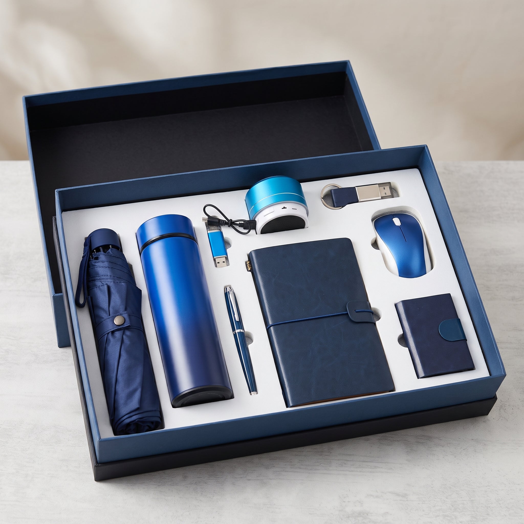 Coffret Exécutif VIP Grand Luxe 9-en-1 Personnalisable Image secondaire du produit
