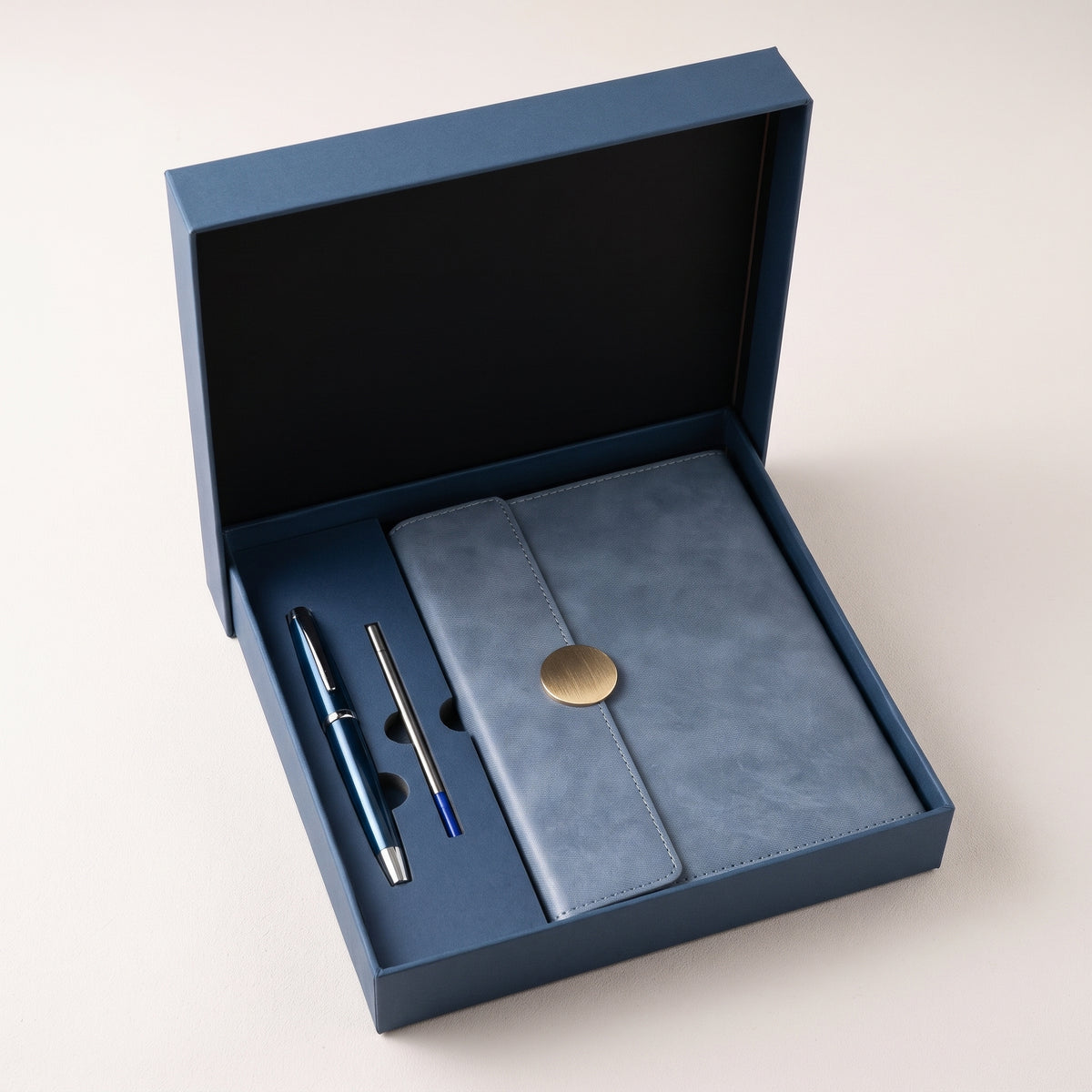 Coffret Exécutif Notebook A5 avec Stylo Métal & Recharge Personnalisable Image principale du produit