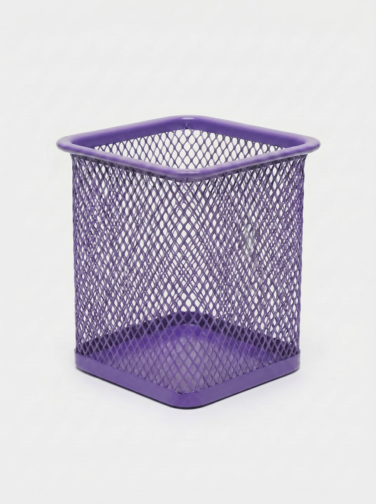 Pot à Crayons en Métal Carré – Accessoire de Bureau Robuste et Élégant