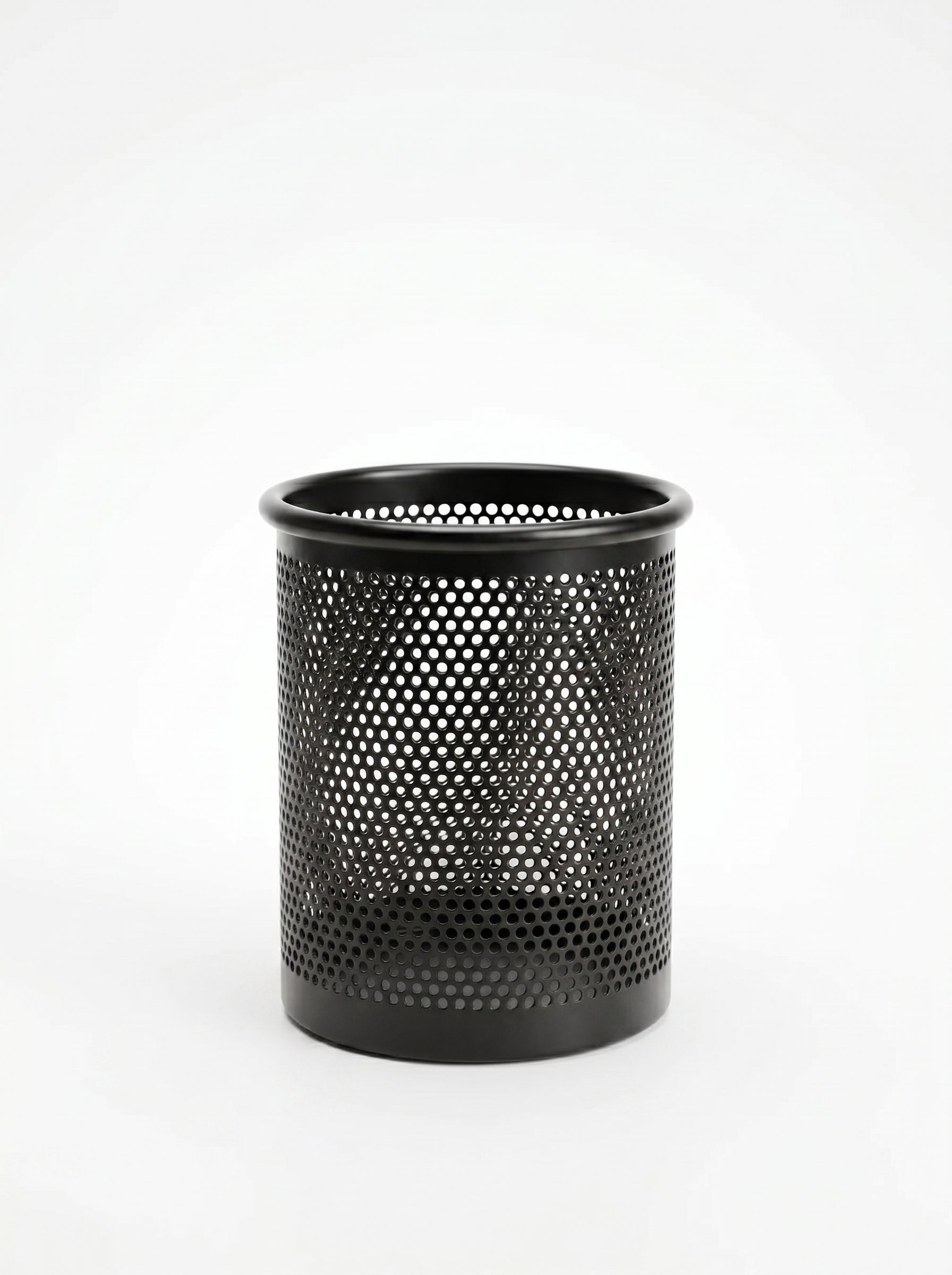 Porte-Stylo Métallique Design – Organisation et Rangement de Bureau